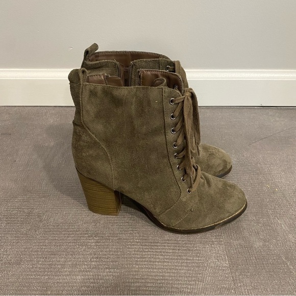 Candies Green Suede Combat Boots 8 - Picture 2 of 6